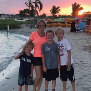 Meet your Posher, Tara